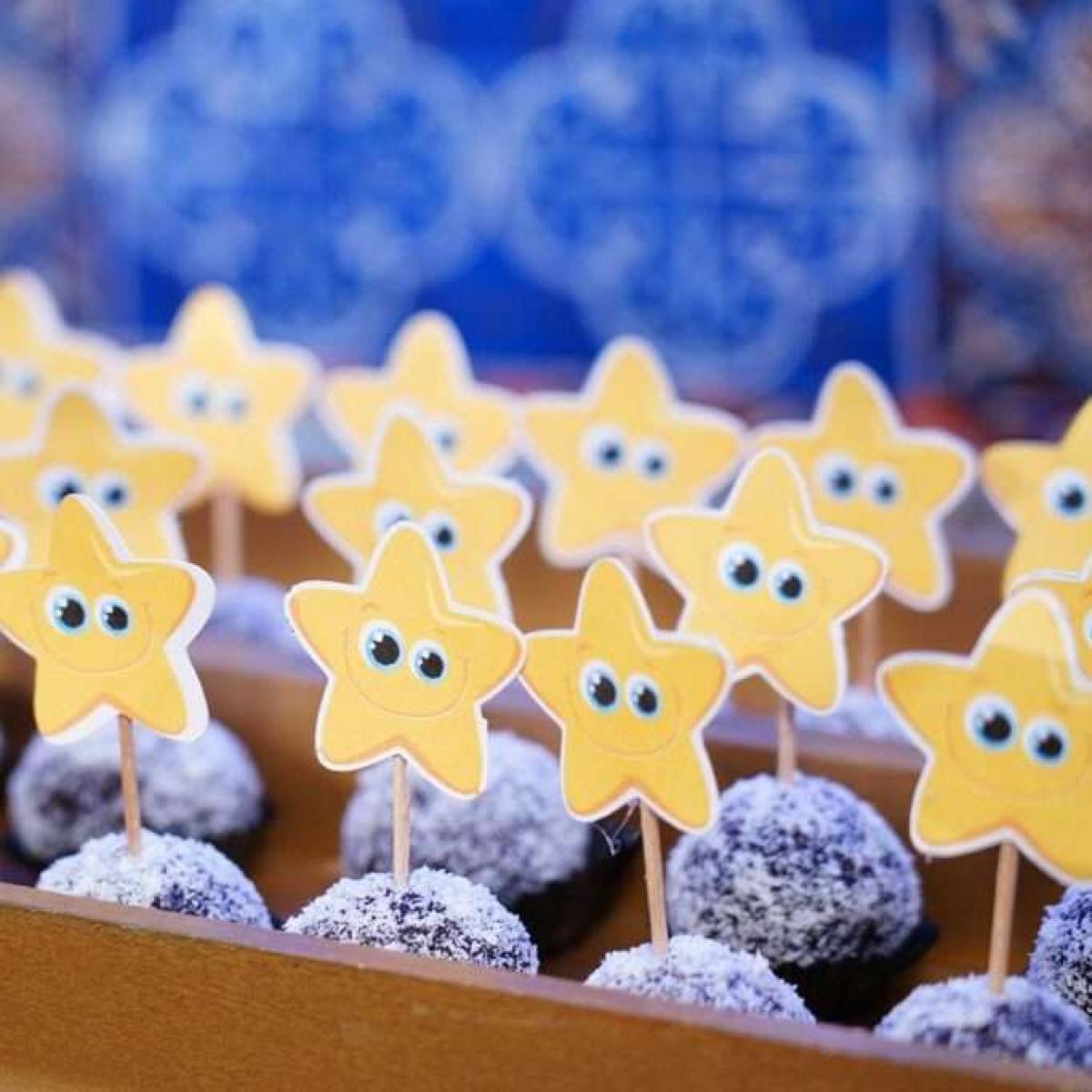 aeb2b2f6-dddf-40ea-b584-4a5492d656dd